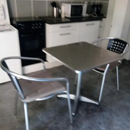 公寓 Studio St Clair 23m² A 400m De La 勒拉旺杜